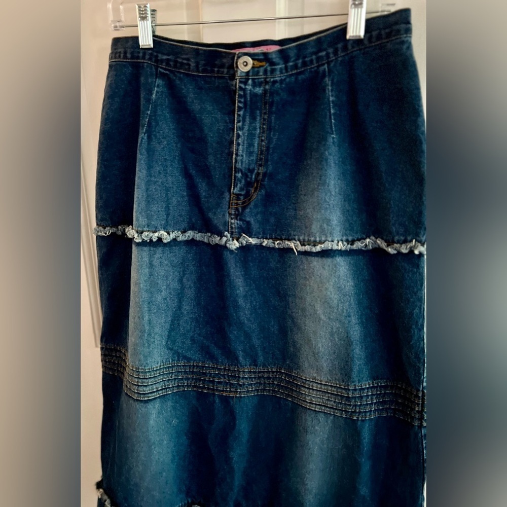 ME AND YOU Y2K Vintage 90’s Frayed Denim Skirt, Size L - Picture 3 of 7